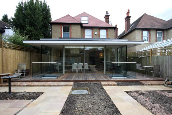 KELLER minimal windows® to glass box on the rear of a new build house in North London