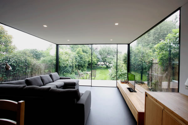 KELLER minimal windows® as modern patio doors to new build home in Guernsey