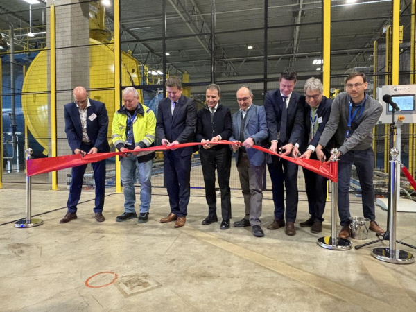 AGC: New laminating line starts up at Osterweddingen plant