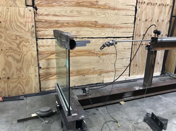 Figure 2 Test set up with the linear load bracket