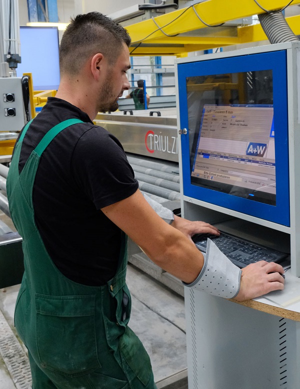 "Finished" message for a sheet at the end of the Chiara processing line.