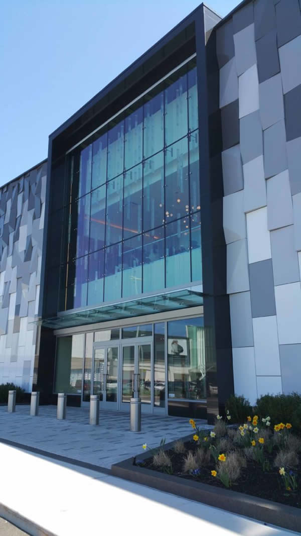  Structural Glazing Highlights the Entrances of Neiman Marcus at Roosevelt Field Mall