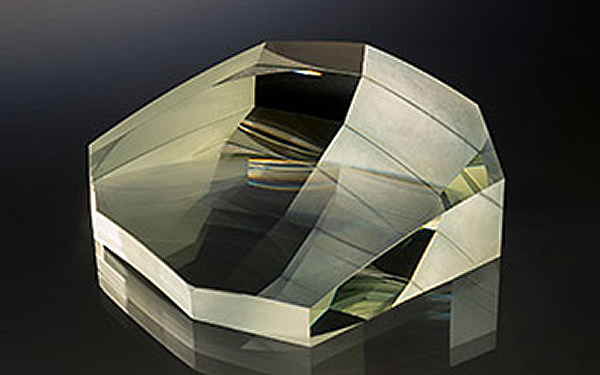 Berliner Glas Prism for the Earth observation satellite EnMAP (© Berliner Glas Group)   