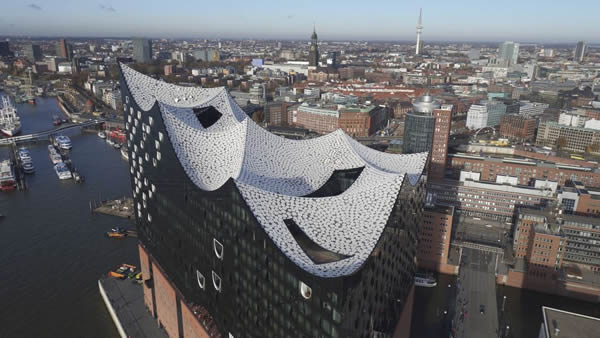 The Elbphilharmonie's spectacular roof construction