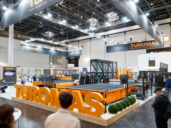 Turomas at glasstec