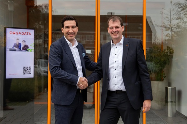 Marcus Pannier of Forterro (left) and Bernd Hillbrands, CEO of Orgadata, look forward to the shared future in the newly established division "Forterro Windows & Doors"