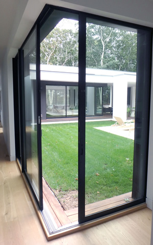 Using Operable Wall Systems to Connect Residence and Landscape