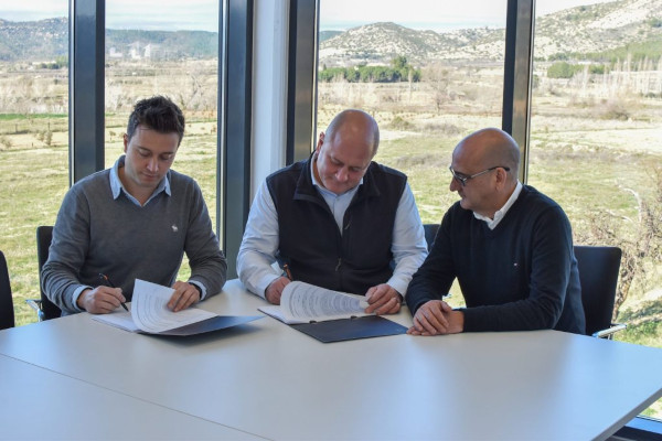 VETROTEC, new commercial agent of TUROMAS GROUP for the Levante Zone and Canary Islands