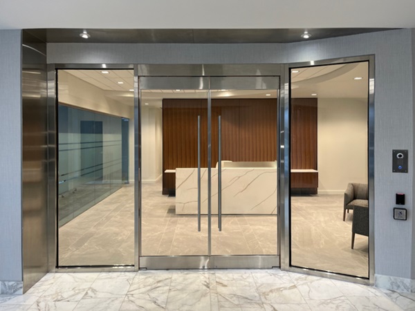 A Defendoor installation in a corporate headquarters building, Louisville, KY. BGAS photo.