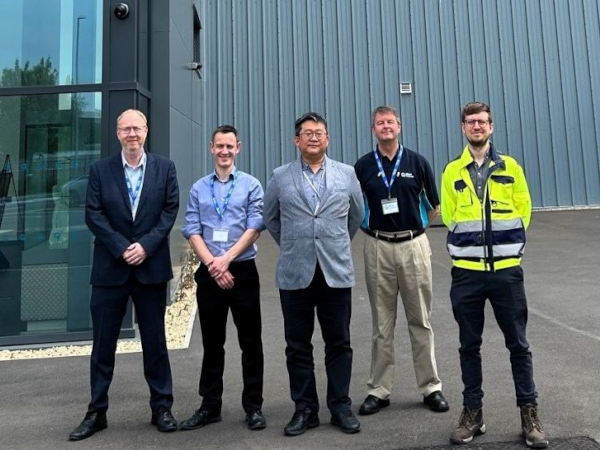 Dr Terutaka Maehara (centre) of AGC with Glass Futures' Dave Fordham, Rob Ireson, Steve Cook and Aston Fuller.