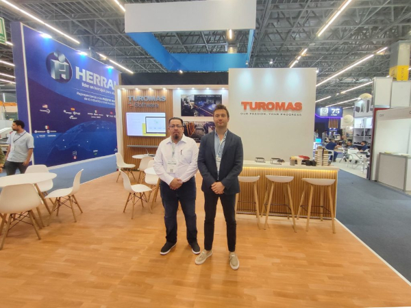 Turomas at Glasstech Mexico 2024