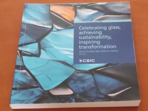 A book to tell the story of the International Year of Glass