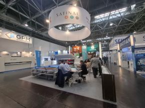 Satinal shines at Glasstec Düsseldorf Satinal shines at Glasstec Düsseldorf