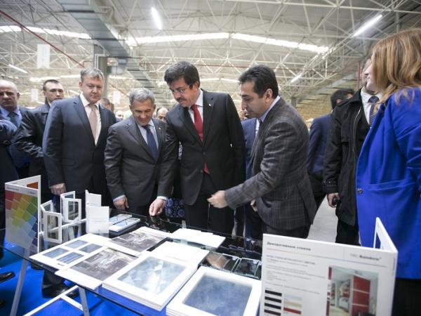 ŞİŞECAM GROUP INVESTS IN FLAT GLASS AND AUTOMOTIVE GLASS