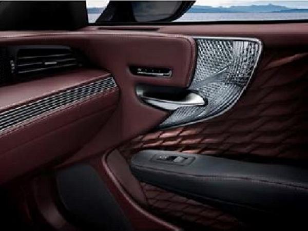 AGC’s Kiriko Glasswork Adopted in New Lexus LS Model