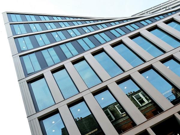 GLASSOLUTIONS employs unique system to complete One Bedford Avenue structural glazing installation