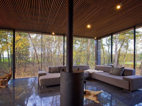 minimal windows® sliding glass doors on The Forest House project.