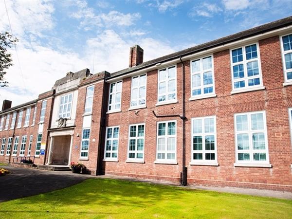 Landmark School retains the look and loses the glare