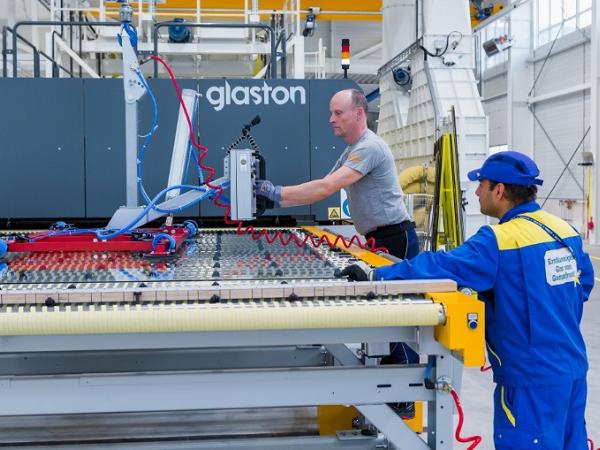 Glaston ProBend at Glas Gasperlmair in Austria