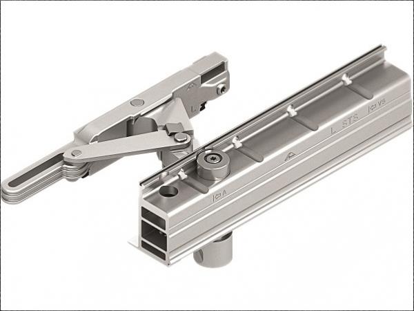 Parallel Sliding and Tilt&Slide systems: new quartet of components | Roto