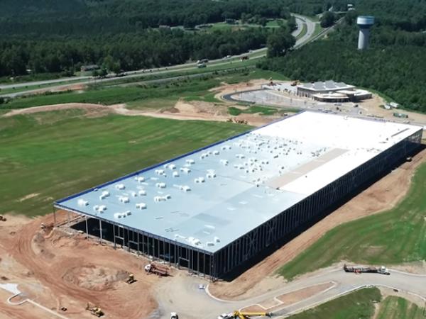 Press Glass: Up to date video coverage of the construction site of our new plant in the USA