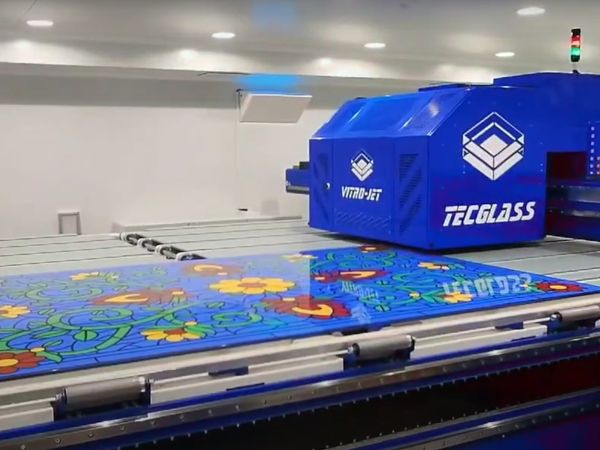 Emirates Glass LLC Expanding Jumbo Size Solution with Tecglass Digital Printing Technology