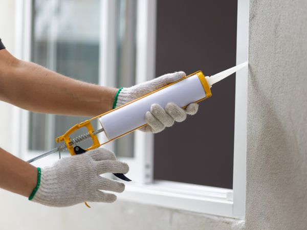 FGIA Updates Specification for Application of Sealants, Flashing During Fenestration Products Installation FGIA Updates Specification for Application of Sealants, Flashing During Fenestration Products Installation