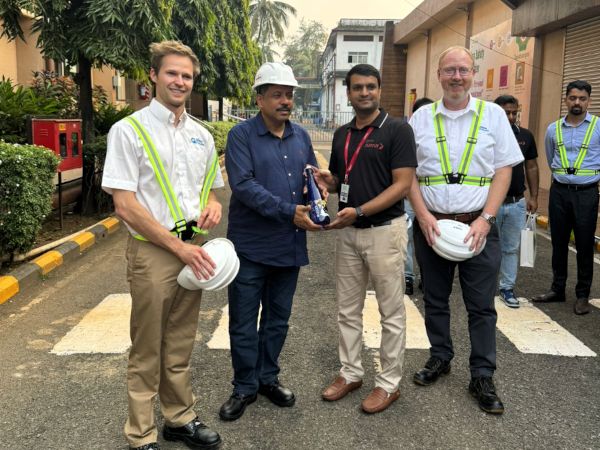 L-R: Brian Matuszewski (Glass Futures), Rajesh Khosla (AGI / AIGMF), Srinidhi Rao (Diageo) and Dave Fordham (Glass Futures) at the Diageo’s Craft and Innovation Hub in Goa. 