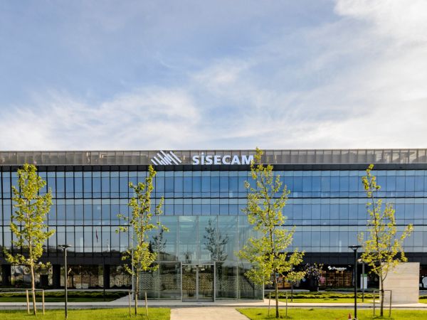 Şişecam’s net sales amounted to 45 billion TRY in the first three months of the year Şişecam’s net sales amounted to 45 billion TRY in the first three months of the year