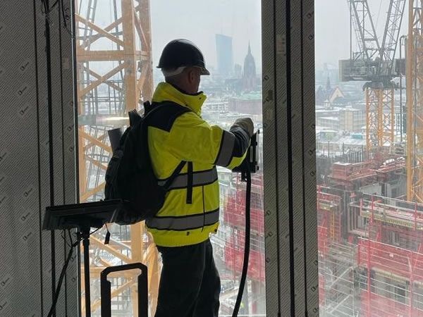 Sustainable Glass Facades Depend on Gas Fill Quality: Long-Term Thermal Performance of Insulating Glass Units Sustainable Glass Facades Depend on Gas Fill Quality: Long-Term Thermal Performance of Insulating Glass Units