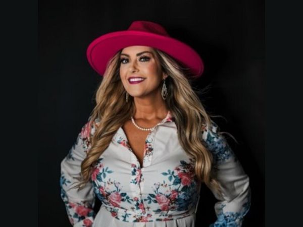 Stefanie Couch Stefanie Couch