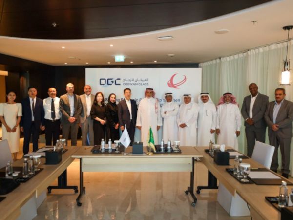 Obeikan Glass and Liaoning Zhongyuan Sign an agreement to Launch a Second Float Glass Line in Yanbu Obeikan Glass and Liaoning Zhongyuan Sign an agreement to Launch a Second Float Glass Line in Yanbu